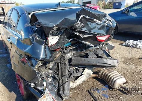 2011 Hyundai Sonata Se z USA, uszkodzony, nr VIN 5NPEC4AC6BH063073